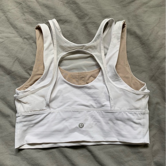 White double layer lululemon sports bra. Top layer mesh. Size 8. - Picture 2 of 3